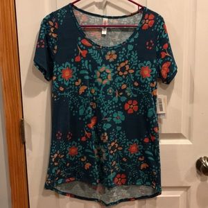 Lularoe Classic T small